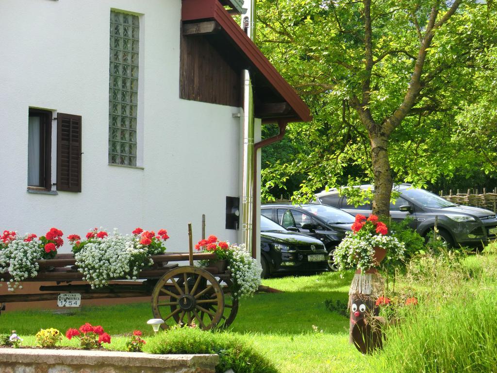 Pansion Izvor Hotel Korenica Luaran gambar