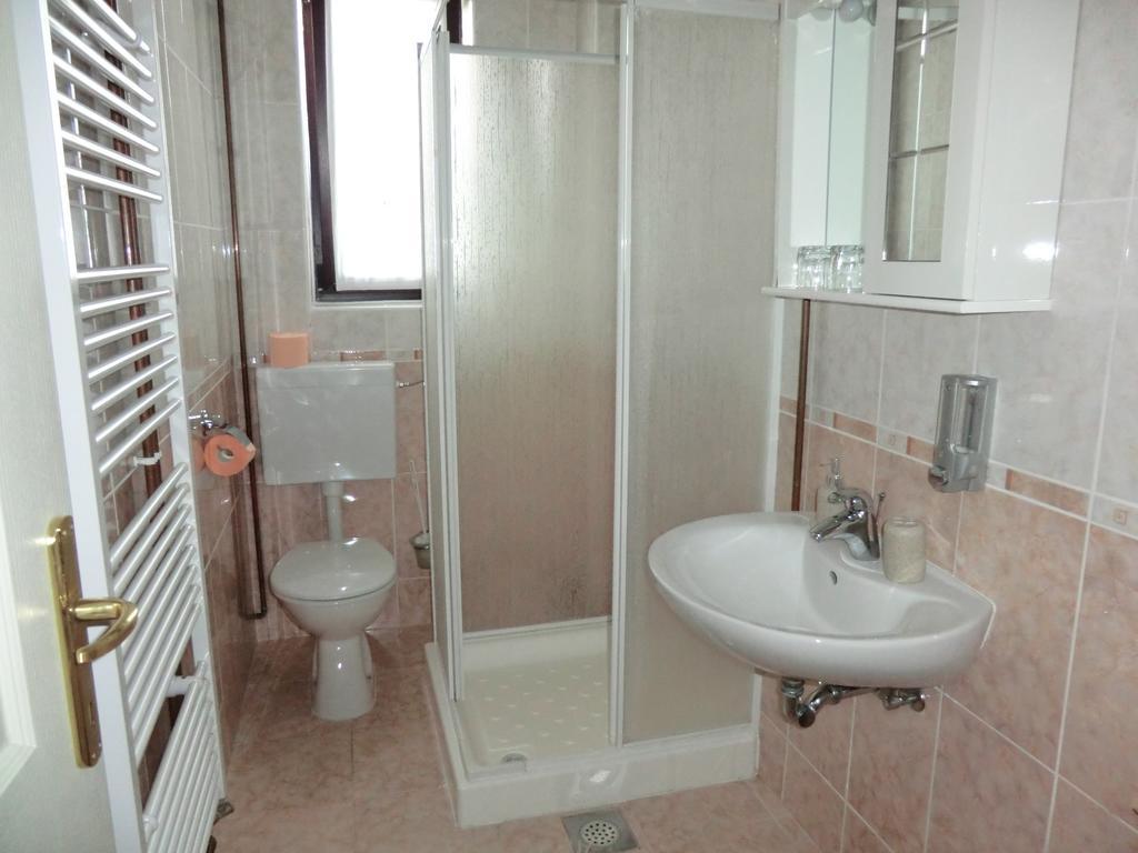 Pansion Izvor Hotel Korenica Luaran gambar
