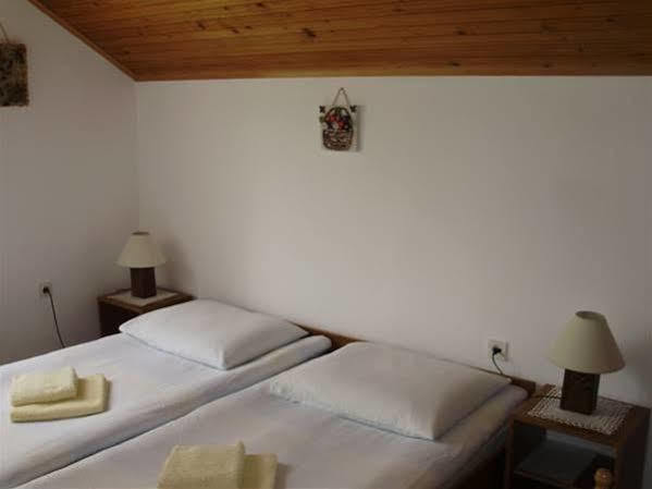 Pansion Izvor Hotel Korenica Luaran gambar
