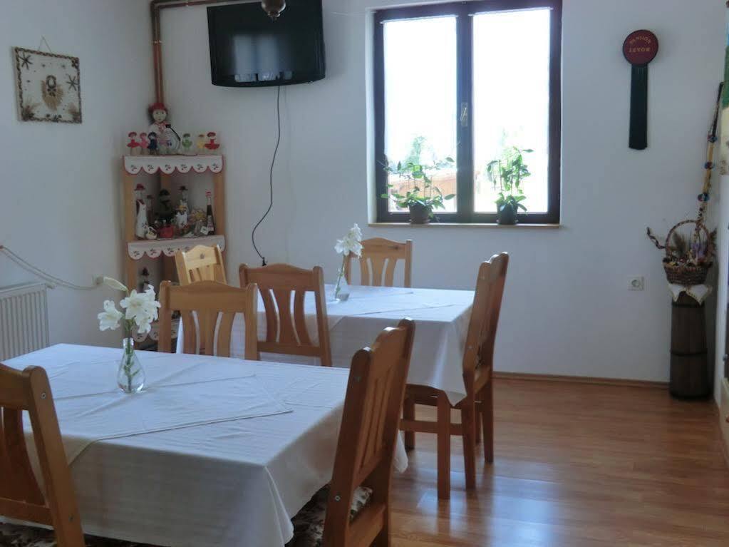 Pansion Izvor Hotel Korenica Luaran gambar